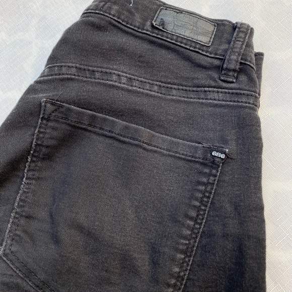 GARAGE SIZE 01 BLACK JEANS - Picture 3 of 3